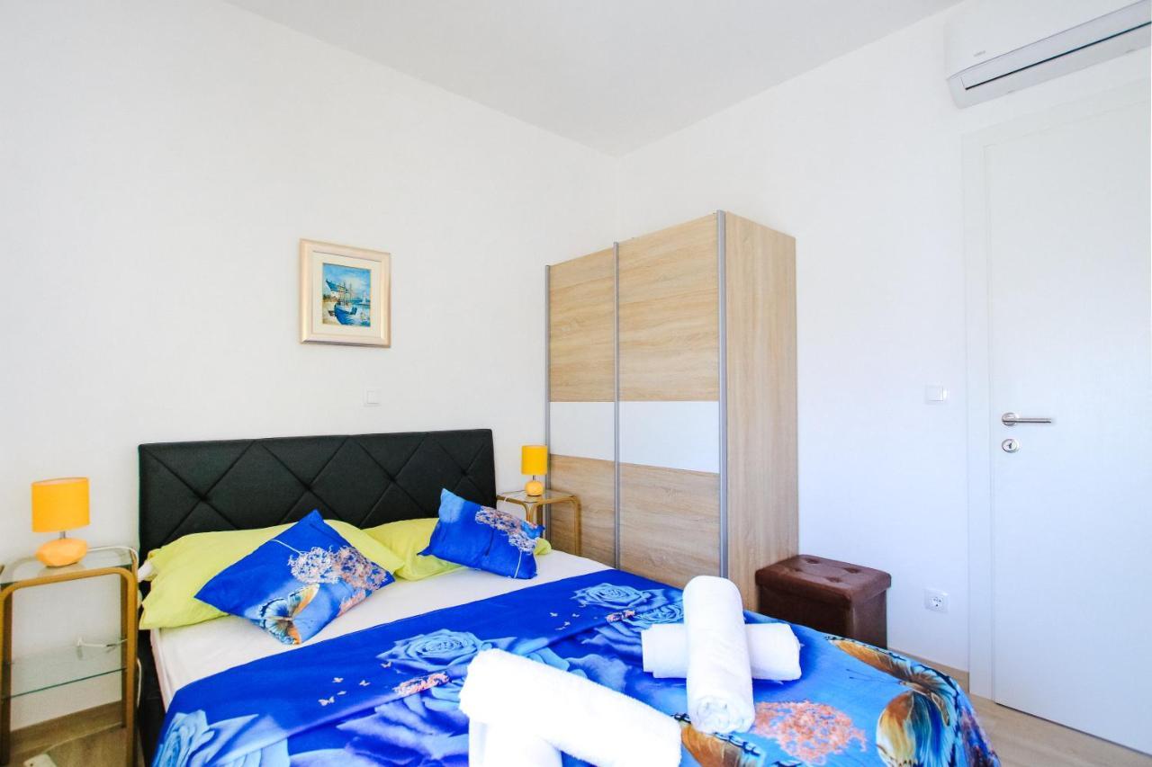 Apartman Gaby Trogir Exterior foto